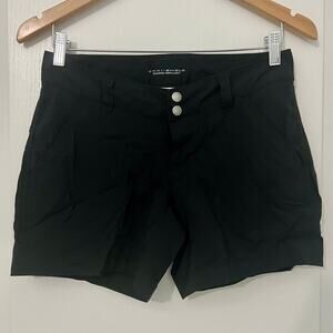 Columbia Saturday Trail Stretch Shorts 5" Inseam | Black | Size 4